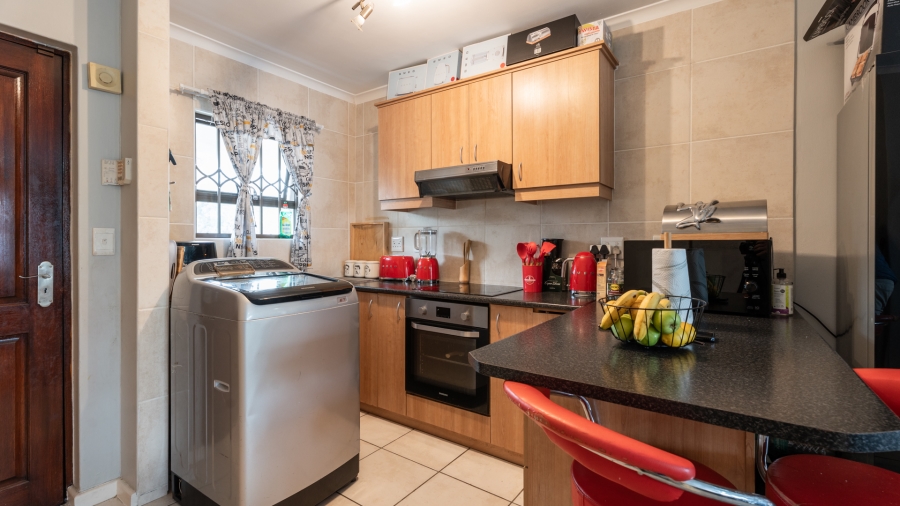 2 Bedroom Property for Sale in Burgundy Estate Western Cape